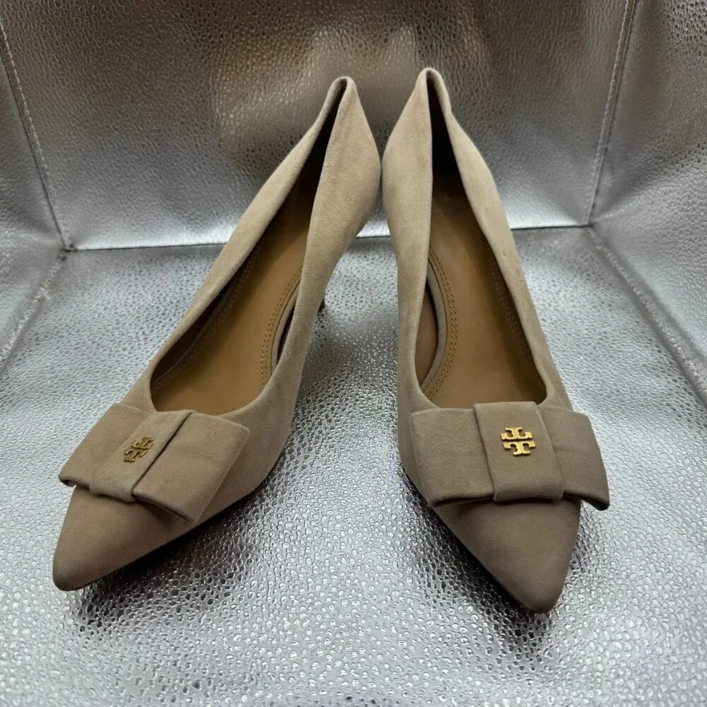 Size 10 M Tory Burch Womens Beige Gold Logo Bow Suede Stiletto Heel Ballet Flats